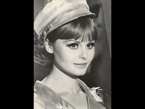 download lagu mp3 mp4 Tu Si Que Sabes Amar Rocio Durcal, download mp3 Tu Si Que Sabes Amar Rocio Durcal free download mp3, download mp3 Tu Si Que Sabes Amar Rocio Durcal