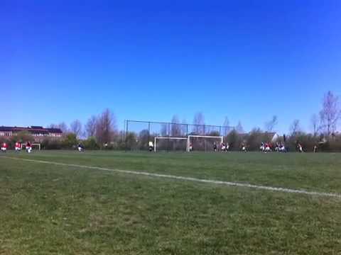 Hoofddorp s.v. D3 (za) vs. WV-HEDW D1 (za) 4-5-2013 12:36