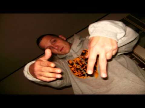 KAESZEH - 2 Blutspuren