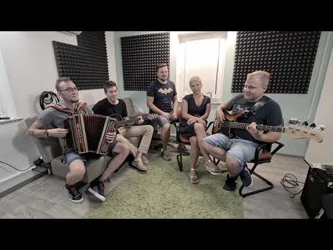 Ansambel Krajšek - TUDI KO SPIŠ (orig. ansambel Petra Finka)