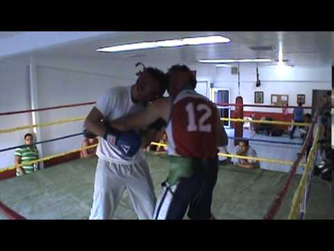 la parka vs chabelo  sparring 02