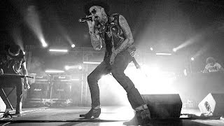 YELAWOLF - EMPTY BOTTLES (Live in New Zealand)