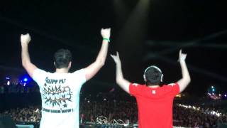 W&W playing "Armin van Buuren - Ping Pong"