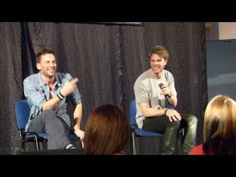 Nathaniel Buzolic & Craig Parker - VampiCon 2013 - Budapest, Hungary (#4)