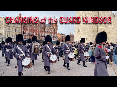 WINDSOR CASTLE GUARD 1st Bn. Grenadier Guards Corps of Drums with 1st Battalion Grenadier Guards NEW