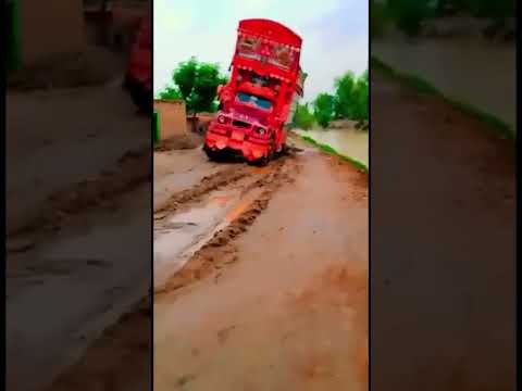 बस ड्राइविंग बस दौड़ #busdriving #busshorts#buscarlovers PAKISTANI BEDFORD TRUCK ACCIDENT