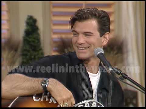 Chris Isaak • “Wicked Game”/Interview/“Somebody’s Crying” • 1995 [Reelin' In The Years Archive]