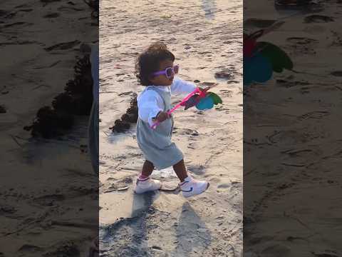 #shortvideo #baby #cutegirl #trendingsong #beach #enjoyment @ezaKSA ❤️🥰🥰🥰