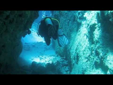 Swim Through, Bloody Bay Wall, Little Cayman.m4v