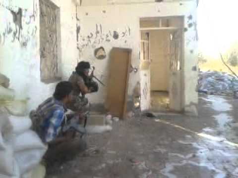 اشتباك مقاتلي كتيبة الشهيد قصي الغرب ولواء رمضان باشا شلاش مع قوات النظام في محيط مطار دير الزور العسكري