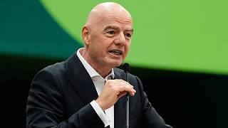 La FIFA defiende a Infantino tras revelarse que su presunta amante fue indemnizada por la UEFA