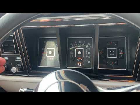 Modified 1975 Ford F-250 SuperCab 4×4