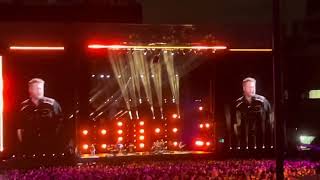 Blake Shelton singing Stay Country or Die Tryin’