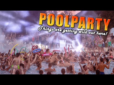 Camping Castell Montgri's Summer Pool Party with @puresummerontour.