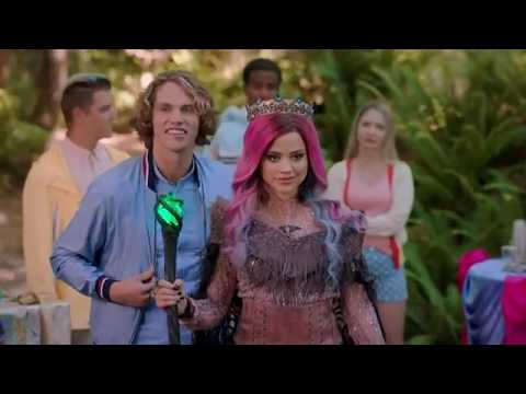 Descendants 3 - Audrey Spells Everyone At Jane's Party | Clip #11