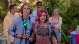 Descendants 3 - Audrey Spells Everyone At Jane&#39;s Party | Clip #11