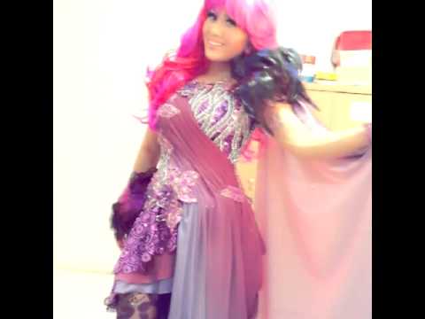 Melany anggora sesi pemotretan aduhai