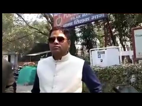 download lagu mp3 mp4 Vikram Lawyer, download lagu Vikram Lawyer gratis, unduh video klip Vikram Lawyer