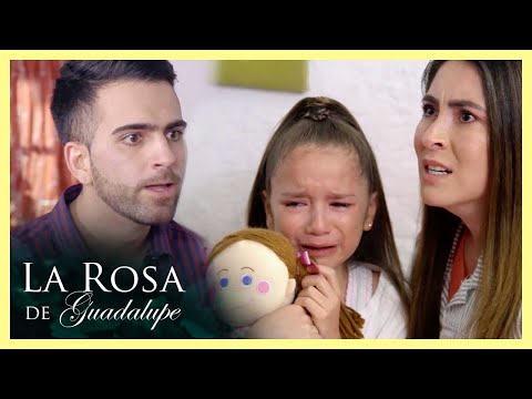 The Rose of Guadalupe: Lorena and Julio argue about how to raise Juanita | The Lying Muscle
