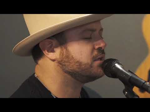 Lonesome Town | Garage Mahal Ep. 15 | Wade Bowen