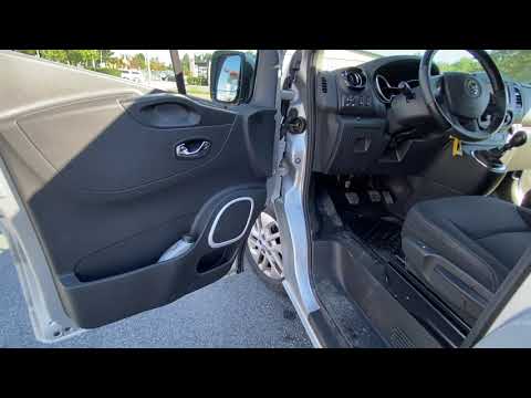 Köp Skåpbil Opel Vivaro 1.6 CDTI BIturbo på Klaravik