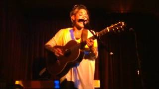 Amy Wadge - Older @ The Green Note, London 11/09/16