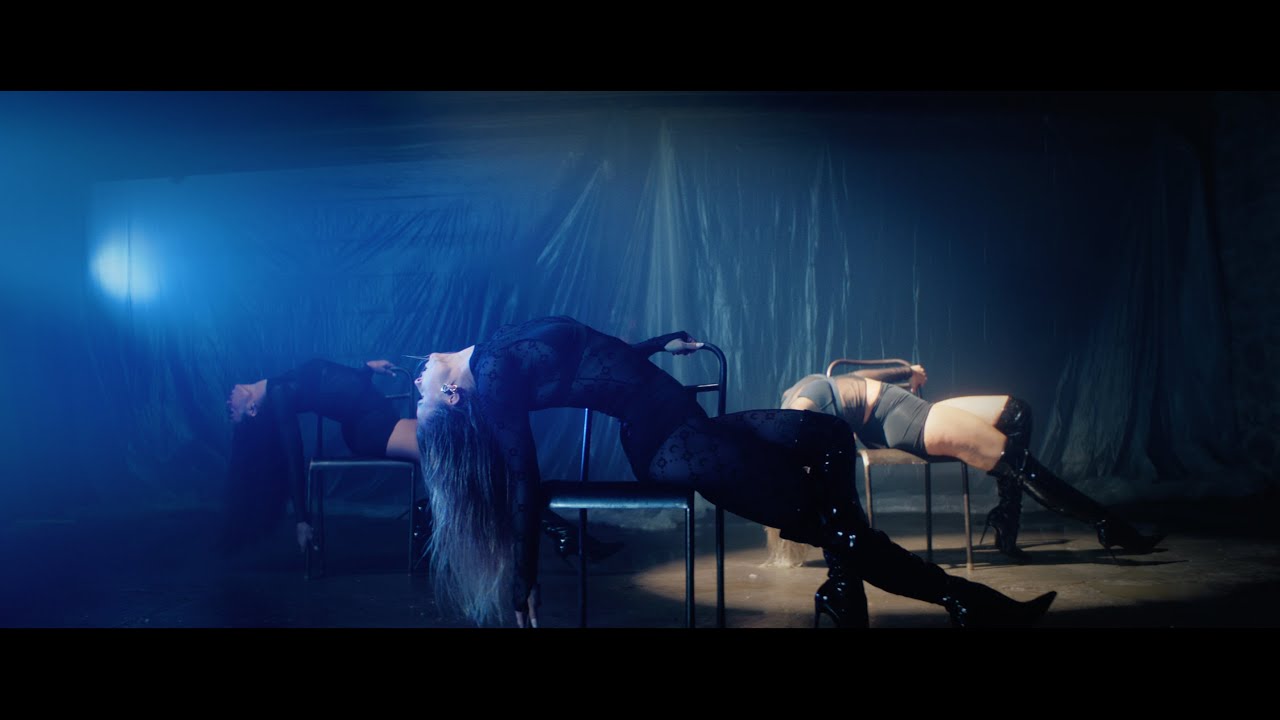 Carla Dona — Libre