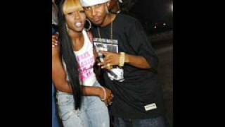 Remy Ma &amp; Juelz Santana-Who am I