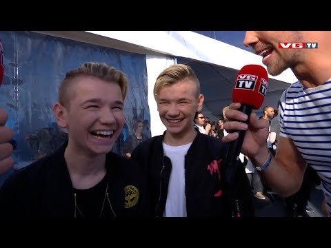 VG-lista 2017 ::: Marcus og Martinus: – Vi har ikke kysset noen - English subs