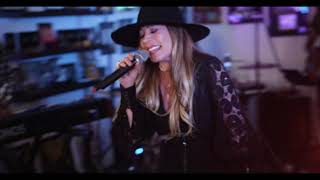 Taylor Dayne - I&#39;ll Be Your Shelter (Dayne&#39;s Den)