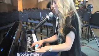 Huffington Post Interview with Former American Idol Star, Brooke White