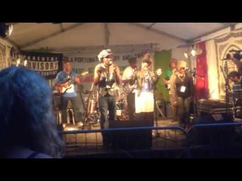 Let's Get It On/Wait In Vain rhythm.