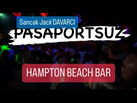 Hampton Beach Bar, NY