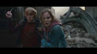 preview picture of video 'Harry Potter and the Deathly Hallows Official HD Trailer (Harry Potter y las Reliquias de la Muerte)'