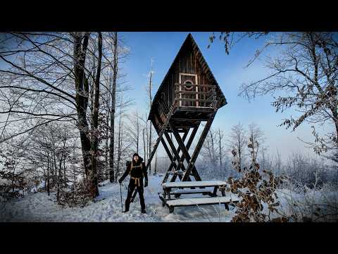 Mroźna noc solo w górskiej chacie - nowy zimowy ekwipunek