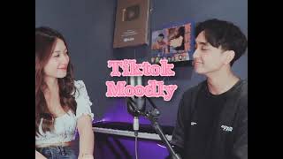 Sing-Off TikTok part III (Reza Darmawangsa vs Mirriam Eka) Lyrics | Terpesona, Copines, Pota Pota