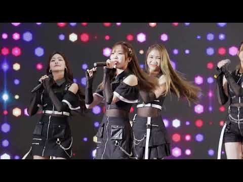 221106 PUPE BNK48 - JabaJa @The Promenade