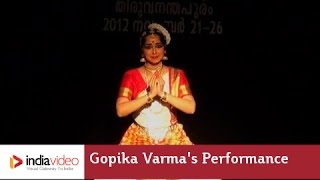 Gopika Varma's Mohiniyattam performance 