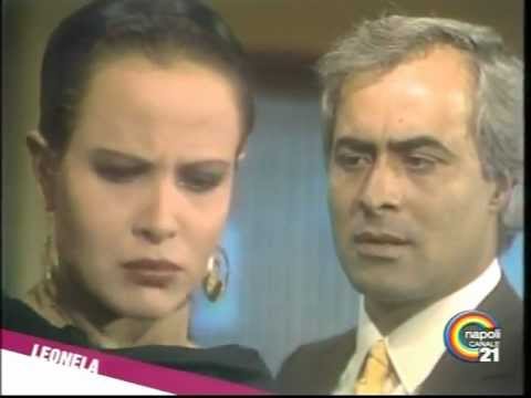 Leonela (1984) - primo bacio Pedro Luis-Leonela HQ