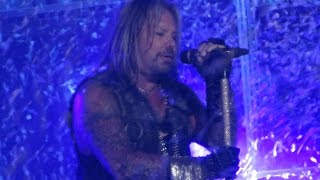 Motley Crue - On With The Show - Live on The Final Tour 10/22/14 Greensboro NC
