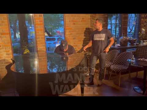 Uma Chance Pra Nós Dois - Mano Walter e Tarcísio do Acordeon (Voz e Piano)