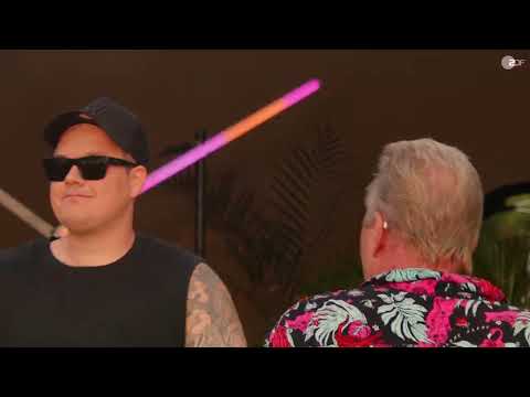 Volker Rosin feat. NoooN - Der Gorilla mit der Sonnenbrille live @ ZDF Streamergarten