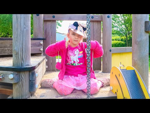 Paulina (5 Jahre) testet die besten Spielplätze 👧🏼