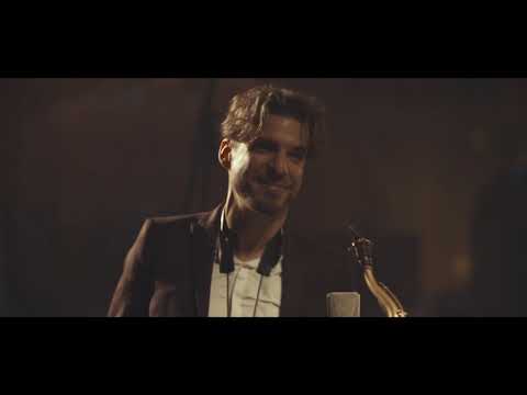 Awé! in studio - Bailando - Samy Thiébault