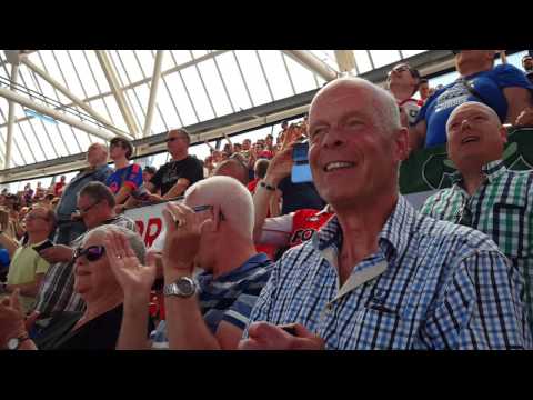 Feyenoord na afloop, helemaal niets in ....