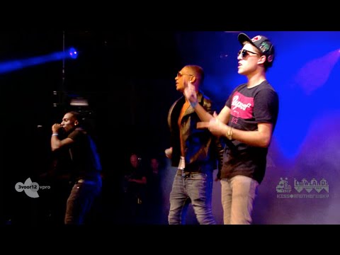 SFB, Ronnie Flex, Lil Kleine & Bokoesam - Investeren in de Liefde (live op Lowlands 2015)