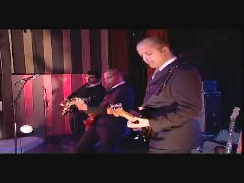 The Surphonics - Theme From Derrick