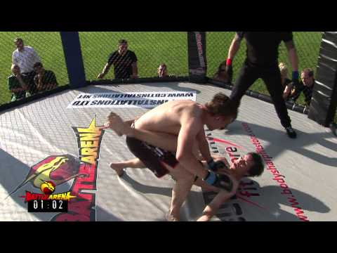 Dan Gillan V Rory Foster - Battle Arena [HD]