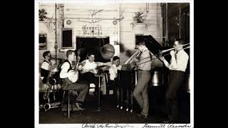 Davenport Blues - Bix &amp; His Rhythm Jugglers (Bix Beiderbecke) (1925)