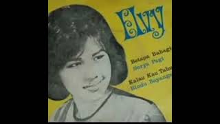 Download lagu Syair Tembang Lawas ELVY SUKAESIH 'RACUN ASMARA' #elvysukaesih #asoy #kholilebuyang #cahngawi mp3